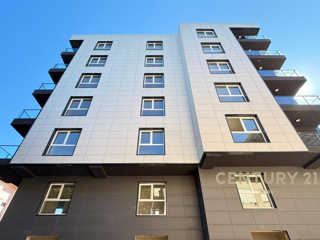 SHITET APARTAMENT 2+1 MONTEVIDEO RESIDENCE TE MALI ROBIT!!!