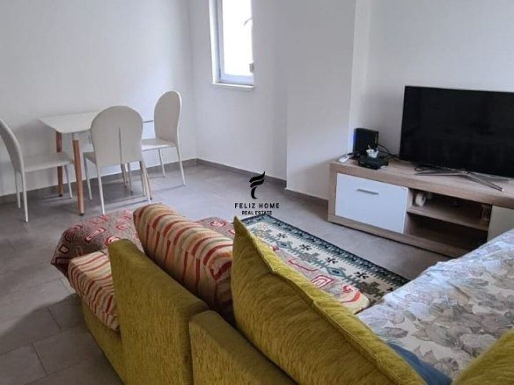 APARTAMENT ME QERA 1+1 21 DHJETORI 55.000 LEKE FH-64642