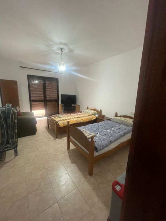 Jepet me qira apartament 2+1 – Brryl, Tiranë