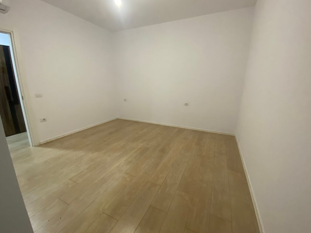 Appartamento 2+1+2 in affitto in Via Kosovarëve