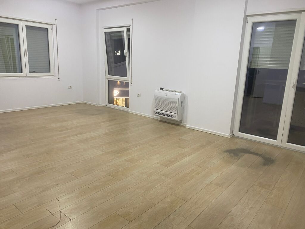 Appartamento 2+1+2 in affitto in Via Kosovarëve