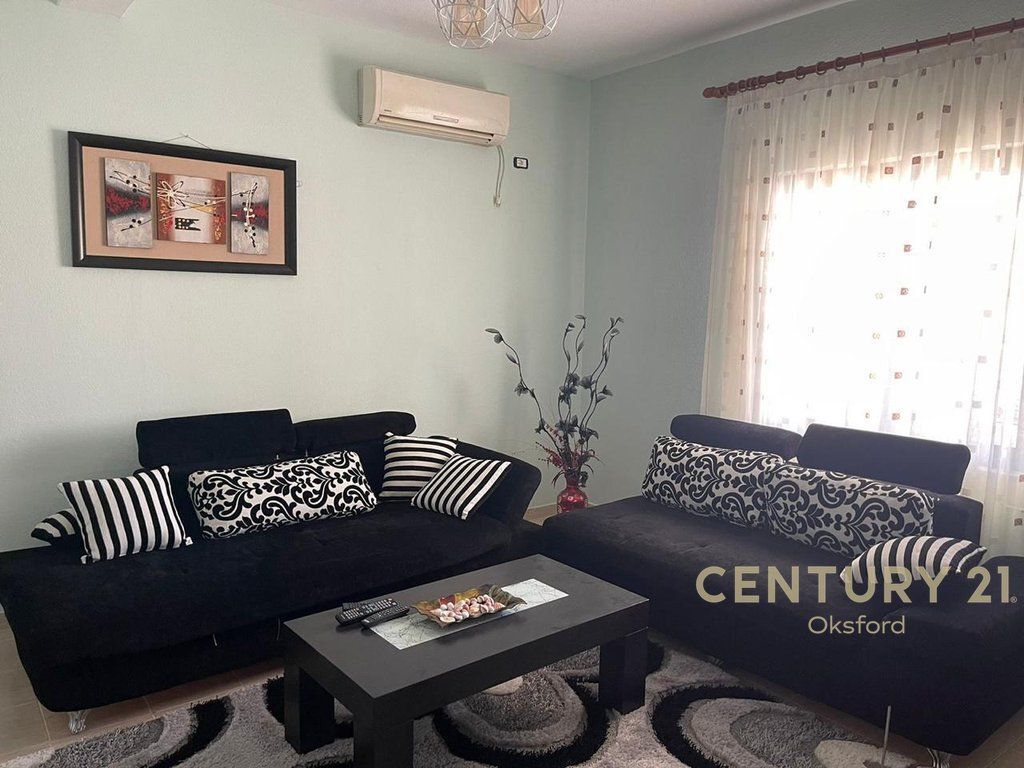 APPARTAMENTO IN AFFITTO 2+1 CON POSTO AUTO VICINO ALL'EX DOGANA 450 € /Mese Sup. Totale 130m2