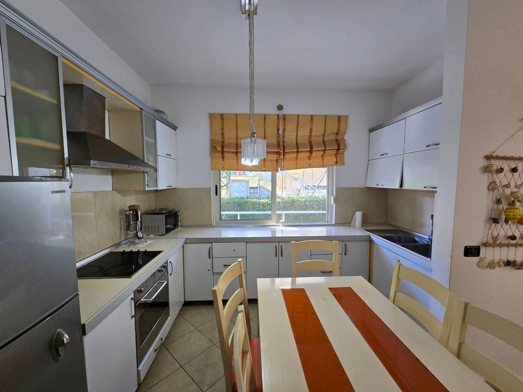 APPARTAMENTO 2+1 CON GIARDINO IN VENDITA A LURA 1