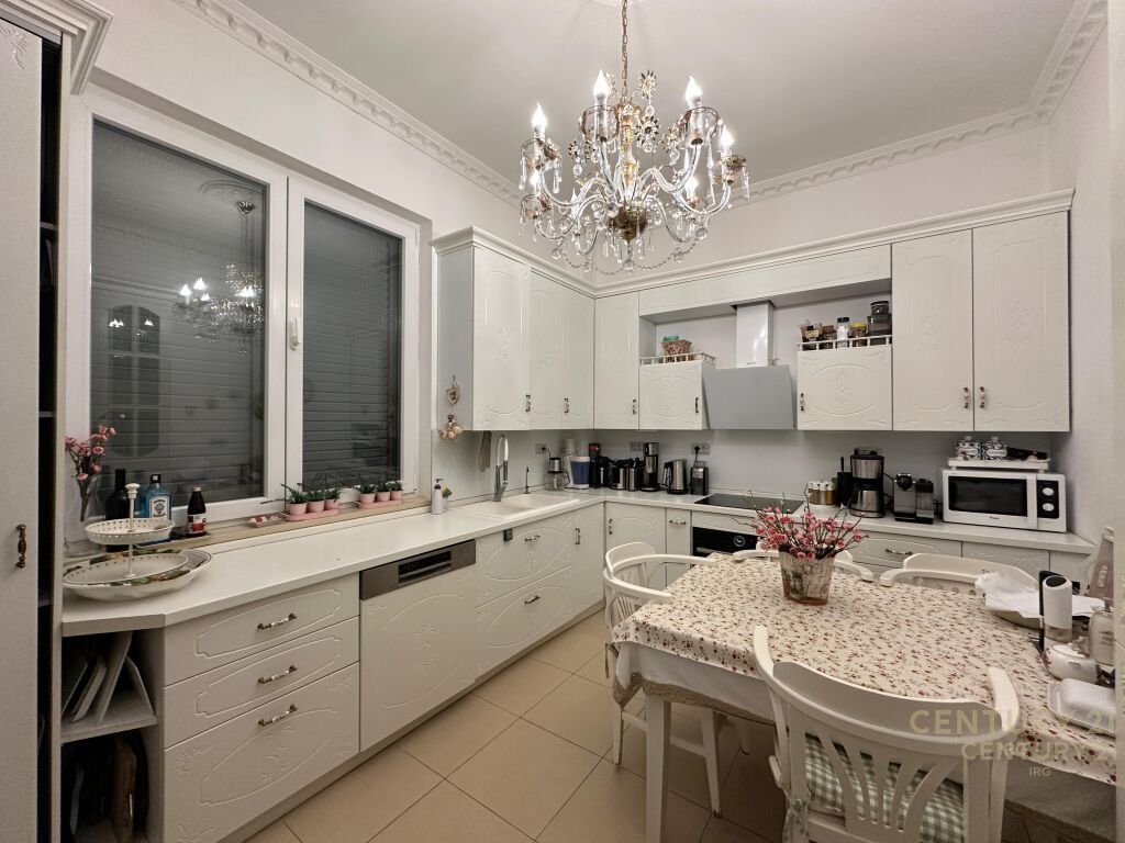 Unique villa for sale in the Qetesia Residence, Qerret!