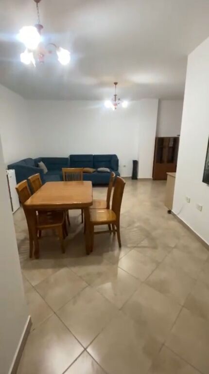 🏡 Appartamento 2+1 in affitto – vicino alla Stazione Ferroviaria, Viale Zogu I