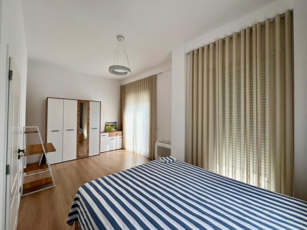 Affittasi villa su 3 piani, “Residenza Vilat Lule”, Mjull Bathore