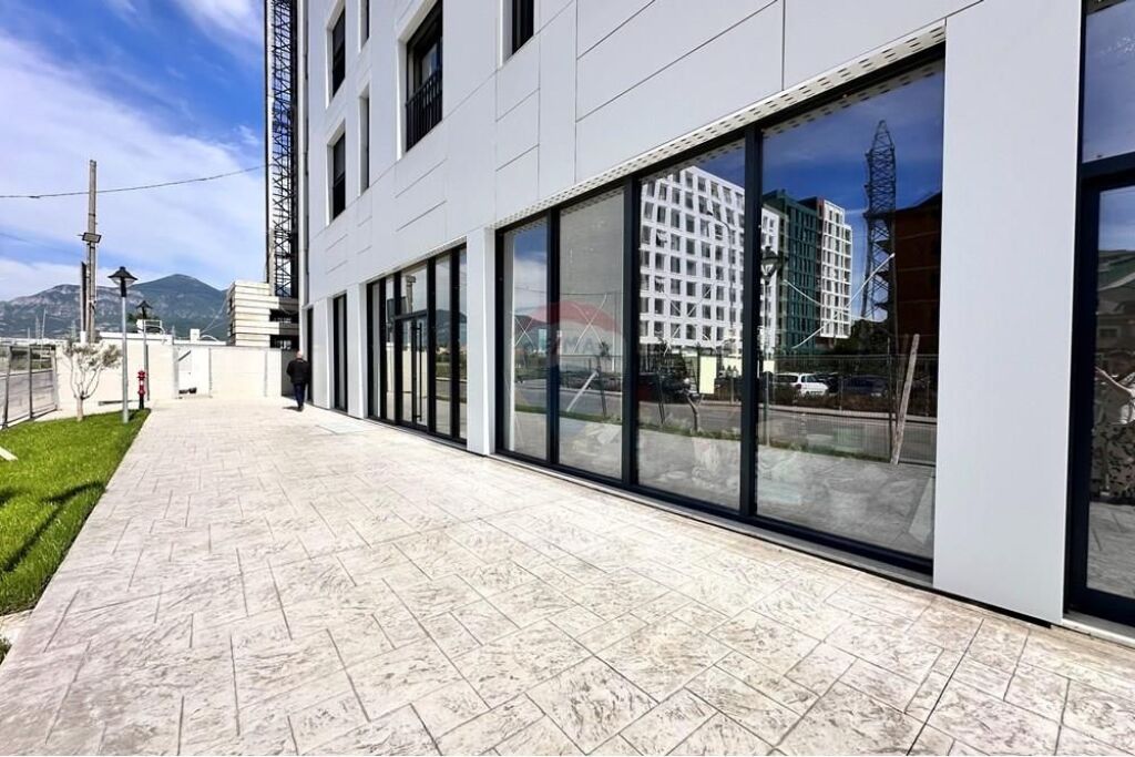 Shop - For Rent - New Boulevard, Tirana