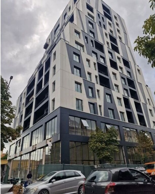 🏡 Apartament 1+1 me Qira – RRUGA E BARRIKADAVE – QENDËR, TIRANË! 1,000 € /Muaj