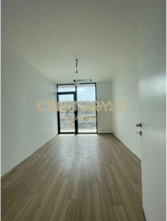 LAKE VIEW, AFFITTO AMBIENTE PER UFFICIO 2+1+2+DEPOSITO! 1.600 € /Mese Sup. Totale 134m2