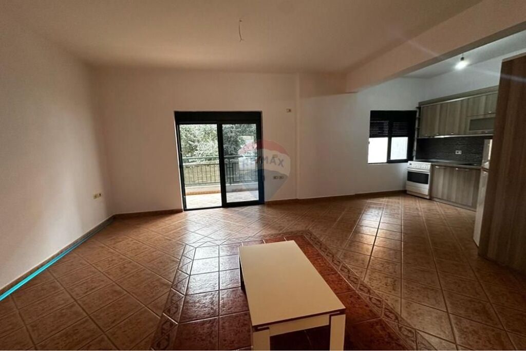🏡 Apartament 2+1+2 për Shitje – Vlorë