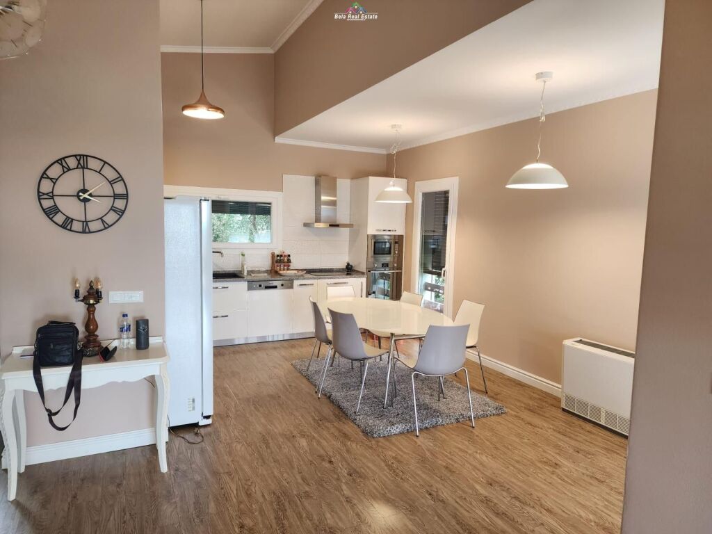 Vile 2 Kateshe Me Qera 3+1 Tek Long Hill Residence (ID BV22238) Tirane.
