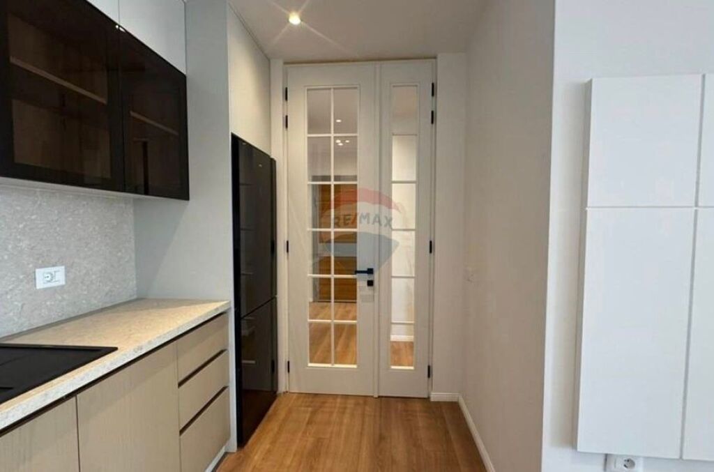 APARTAMENT 2+1 PER SHITJE TEK DONIKA CENTER ID: 530281026-1270