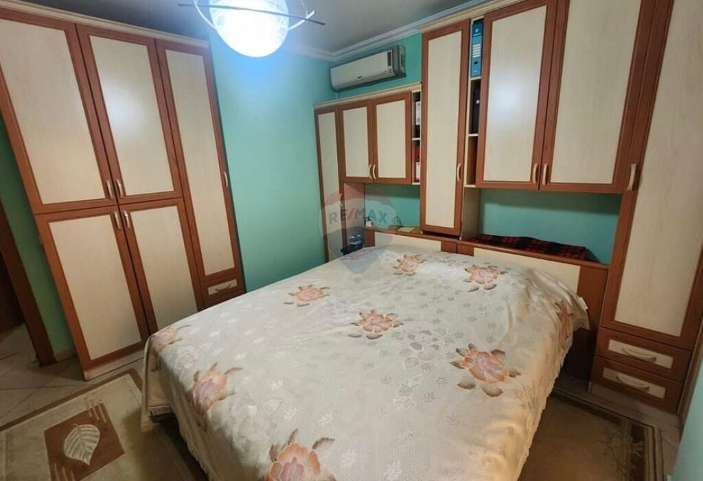 Apartament 2+1+2 per shitje Komuna e Parisit ID: 530601005-259