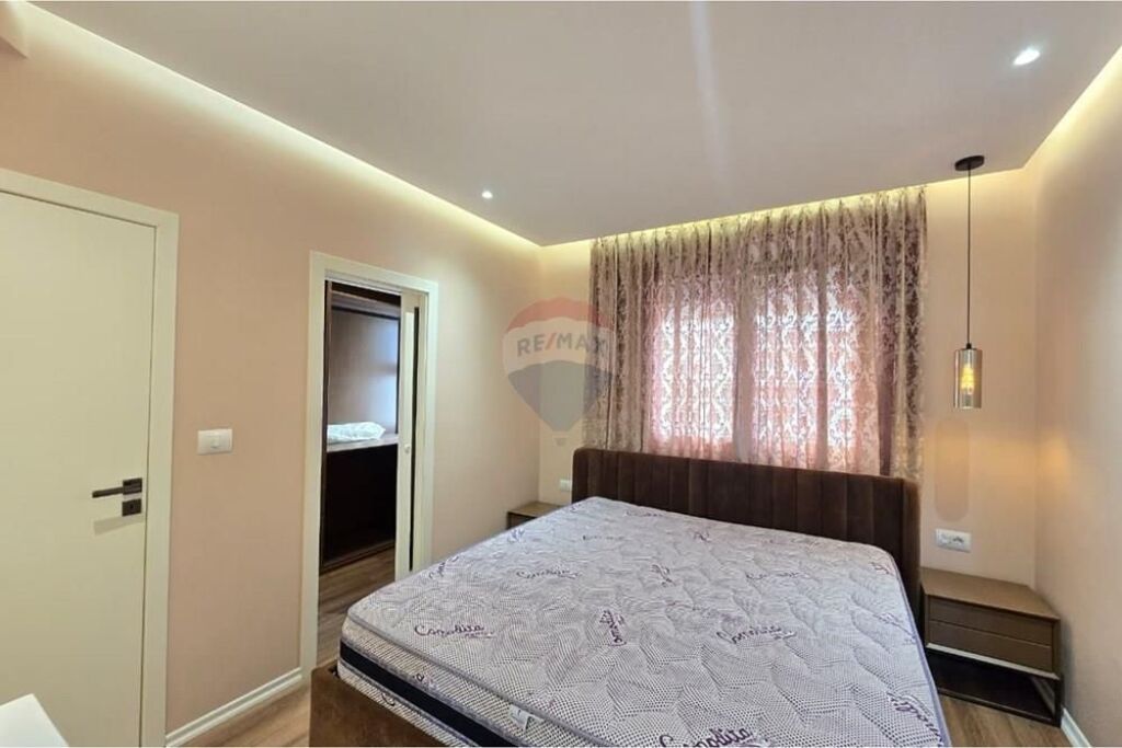 Apartment - For Rent - Abdyl Frashëri Street, Tirana