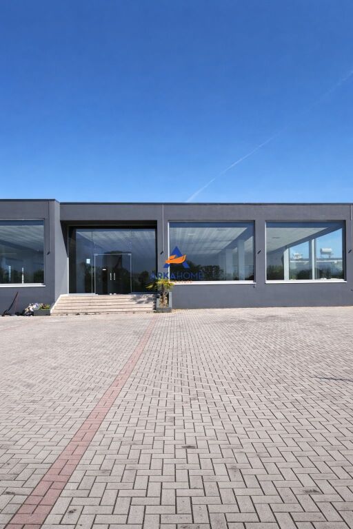 CAPANNONE IN AFFITTO 3000M2 "VICINO ALL'AUTOSTRADA TIRANA DURRES SOPRAELEVATA DI SUKTHI" 3700 EURO