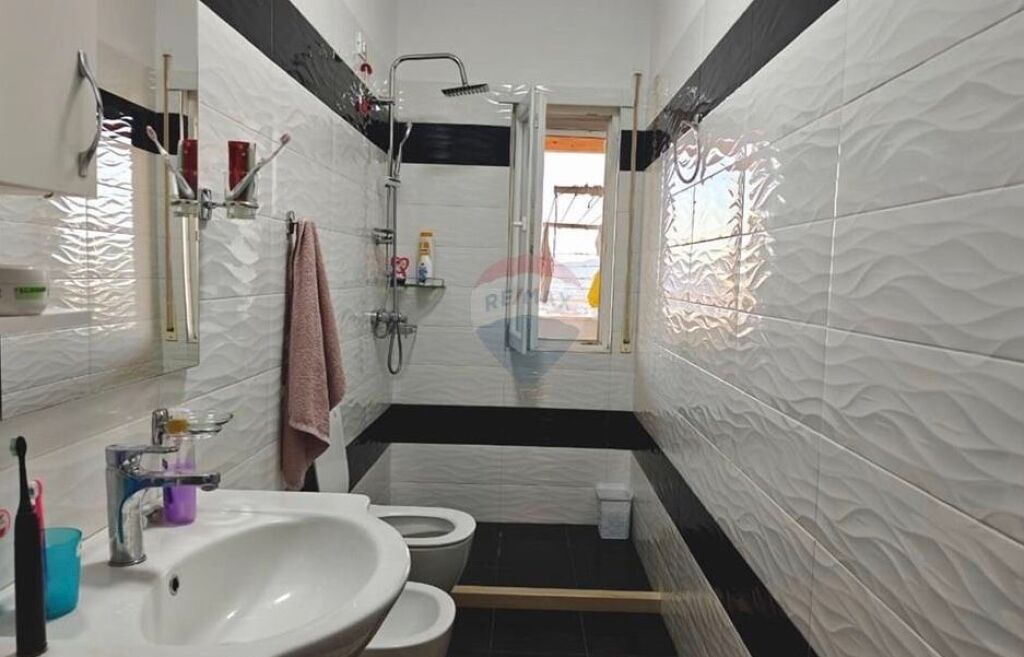 SHITET, APARTAMENT 3+1+2, FRESKU, TIRANE ID: 530581010-67