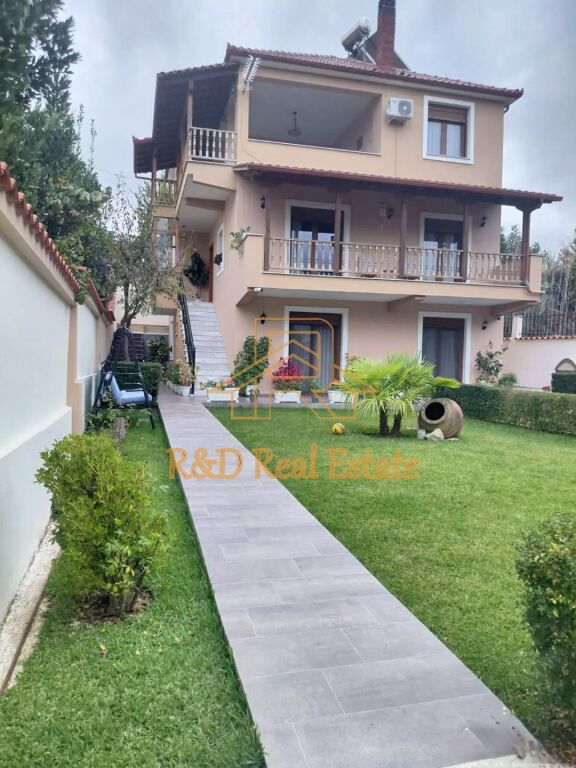 🏡 CASA IN AFFITTO – Duplex, Via Pasho Hysa (Ali Demi)