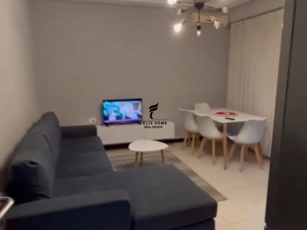 APARTAMENT ME QERA 1+1 KOMPLEKSI DELIJORGJI 60.000 LEKE FH-64662
