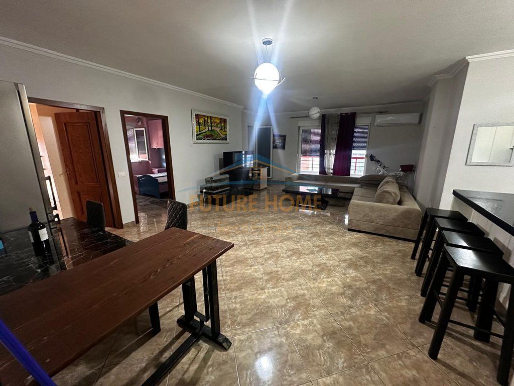 Shitet Apartament 2+1+2,Liqeni i Thatë,Tiranë