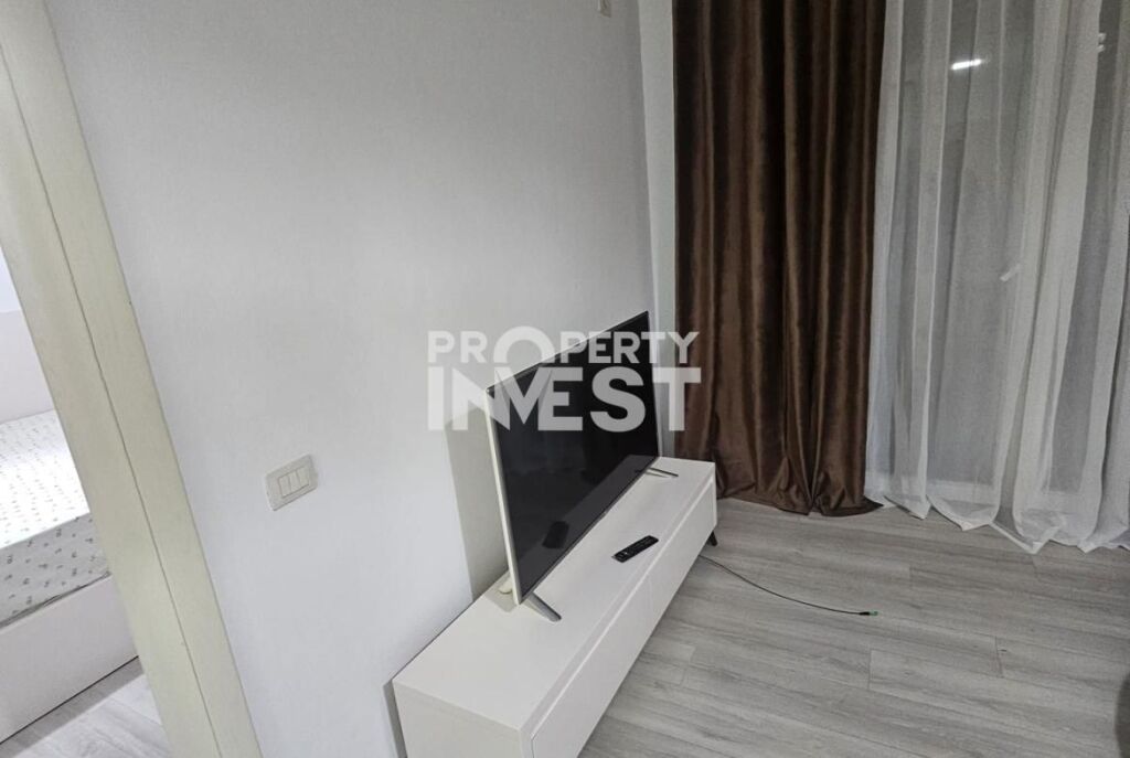 Jepet me Qera Apartament 1+1 Fakulteti Shkencave, Stacioni trenit, Brrake