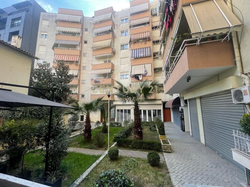 Appartamento 2+1 in Affitto | 110 m² | 5° Piano | Zona ATSH - Nuovo Mercato 800 € /Mese