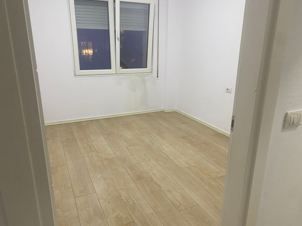 Appartamento 2+1+2 in affitto in Via Kosovarëve