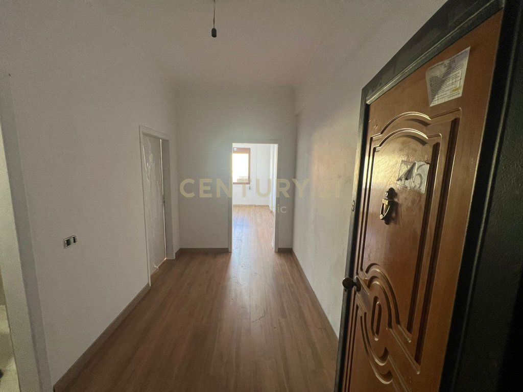 Apartament 1+1 Për Shitje në Plazh vija e trete nga deti, Durrës - 85,000€ | 74 m²