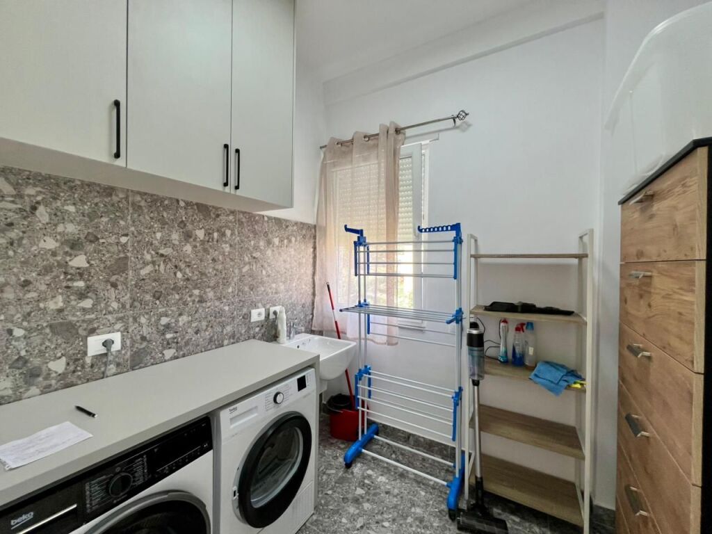 Affittasi villa su 3 piani, “Residenza Vilat Lule”, Mjull Bathore