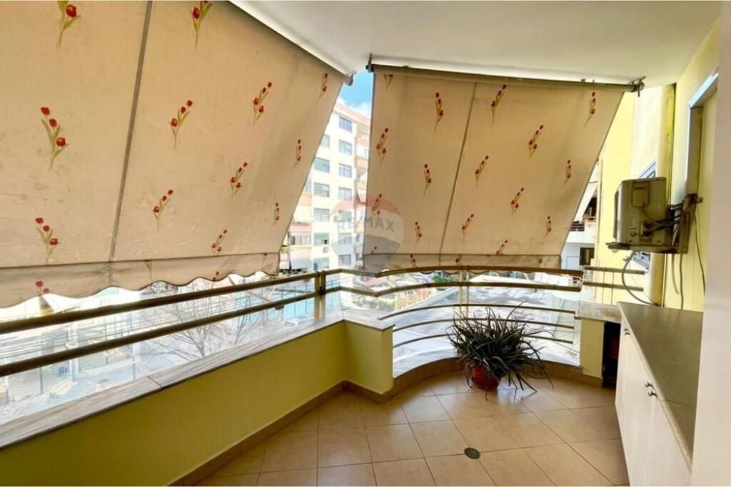 *APARTMENT 2+1 FOR RENT IN*KAMEZ*
