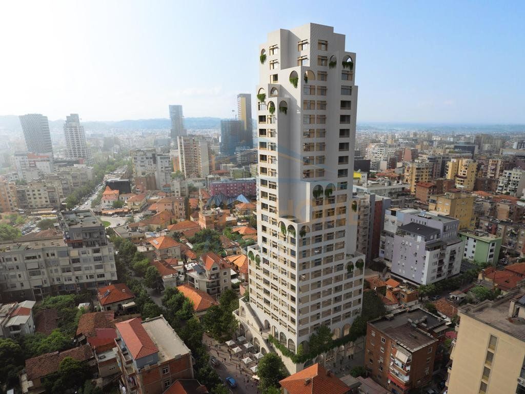 Shitet, Apartament 2+1+2, A.F.A Tower, Tiranë.