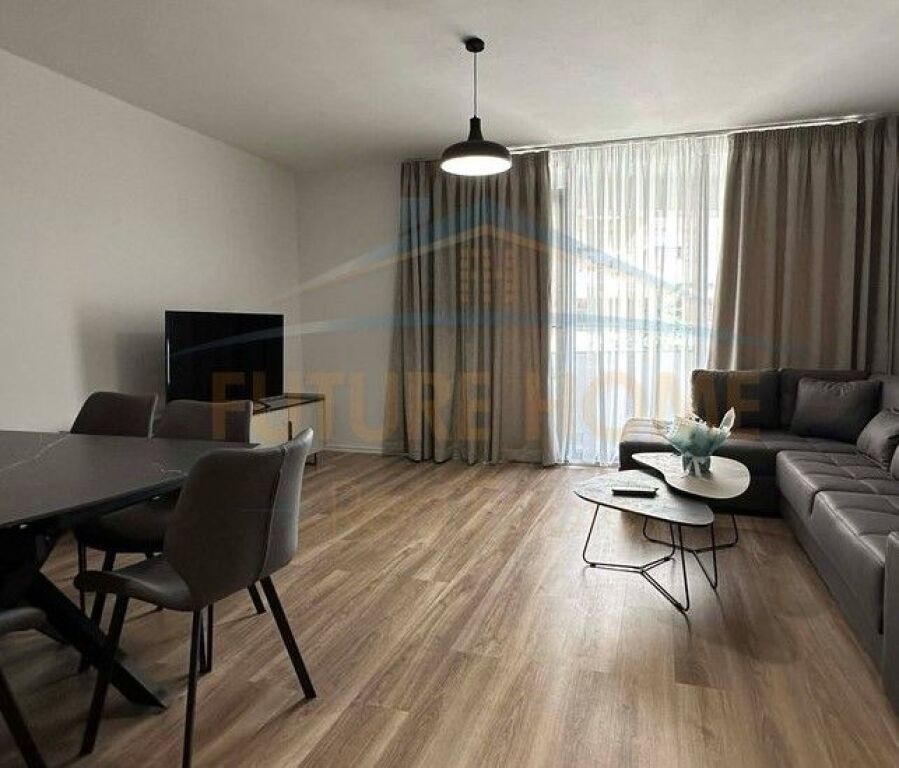 Qera, Apartament 2+1+2 + Post Parkimi, Unaza e Re