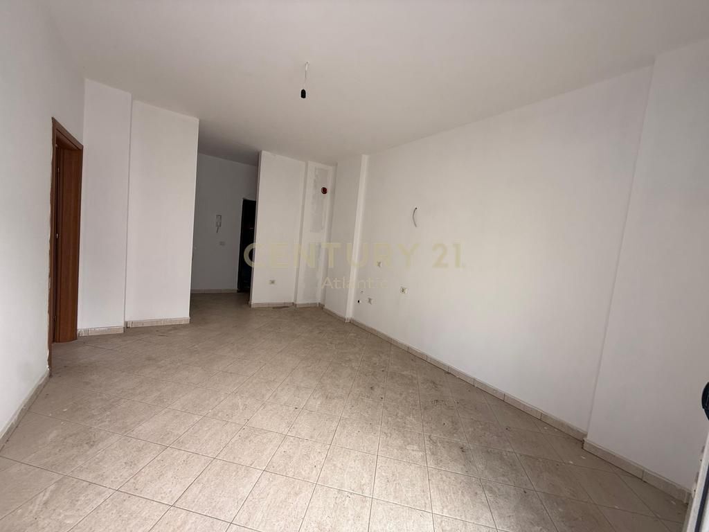 Appartamento 1+1 in Vendita a Shkëmbi i Kavajës, Durrës - 66.500€ | 70 m² 66.500 € 

