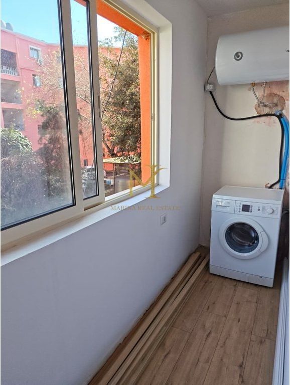 Appartamento 2+1 in affitto, 75 m², 2° piano, in un edificio esistente, in una delle zone più preferite di Durrës, vicino allo Stadio Niko Dovana !