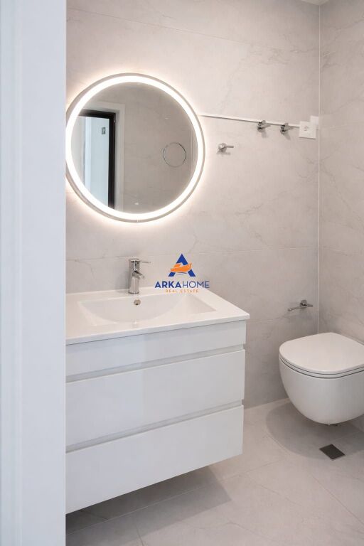 LOCALE COMMERCIALE IN VENDITA 100M2 "DURRES" 185000 EURO