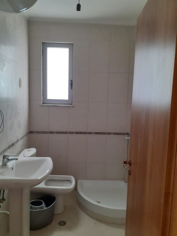 Shitet Apartament 2+1+2 Tualete + 1 Ballkon – 107 m²
