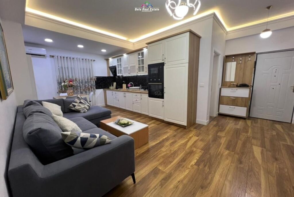 Appartamento in Affitto 1+1 a Bllok (ID B210480) Tirana