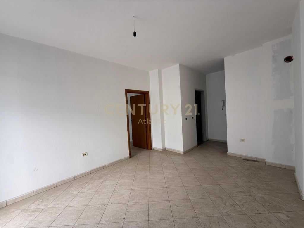 Appartamento 1+1 in Vendita a Shkëmbi i Kavajës, Durrës - 66.500€ | 70 m² 66.500 € 
