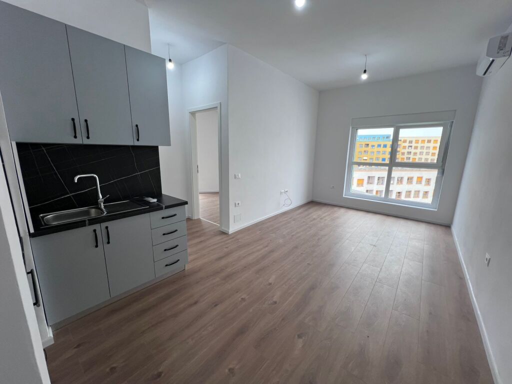 In affitto Appartamento 1+1 Vuoto, Residenza Kadiu edificio 4 ( Ali Dem ) 350 mila lek