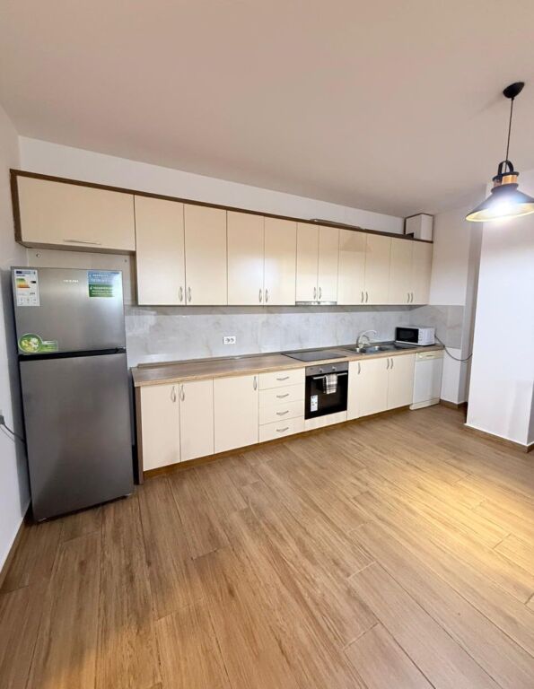 🏡 Affittasi appartamento 2+1+posto auto al Complesso Delijorgji