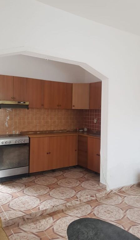Appartamento 1+1 in affitto, Zona 5 Maji, Via Lucie Miloti