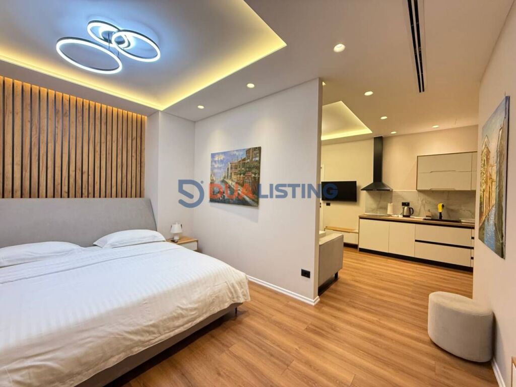 VENDIAMO 5 STUDIO INVESTITI + POSTO AUTO VICINO AL CENTRO!