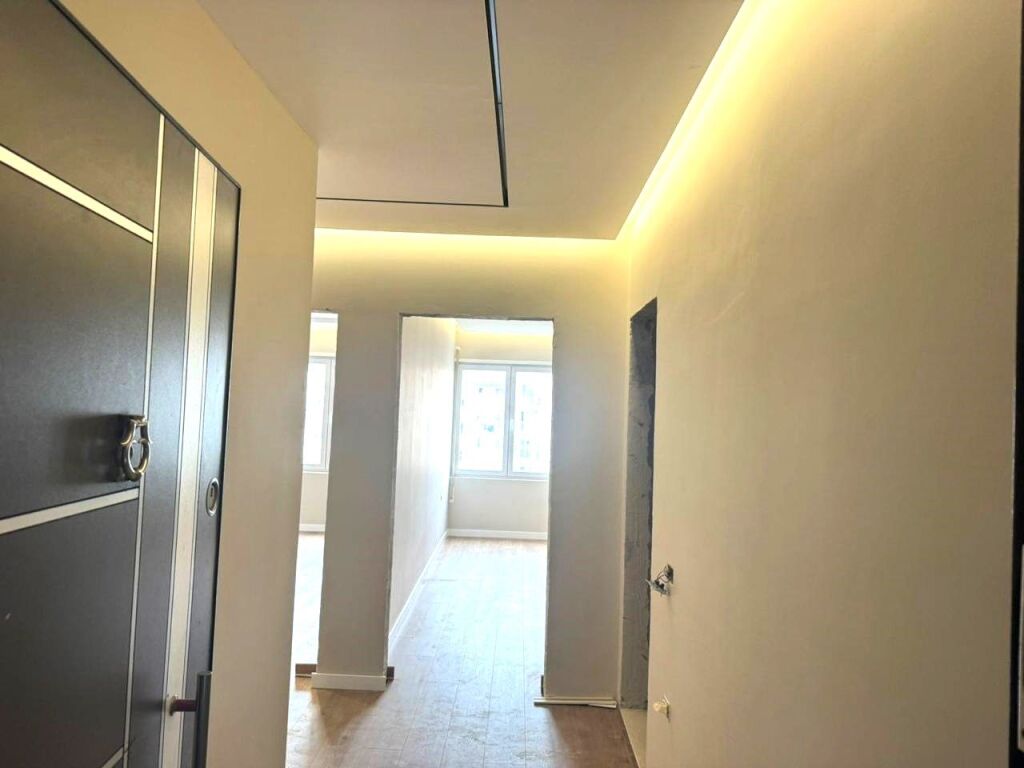 🏡 Affittasi Super Appartamento 2+1+2 per uffici, 5 Maggio dietro Concordia