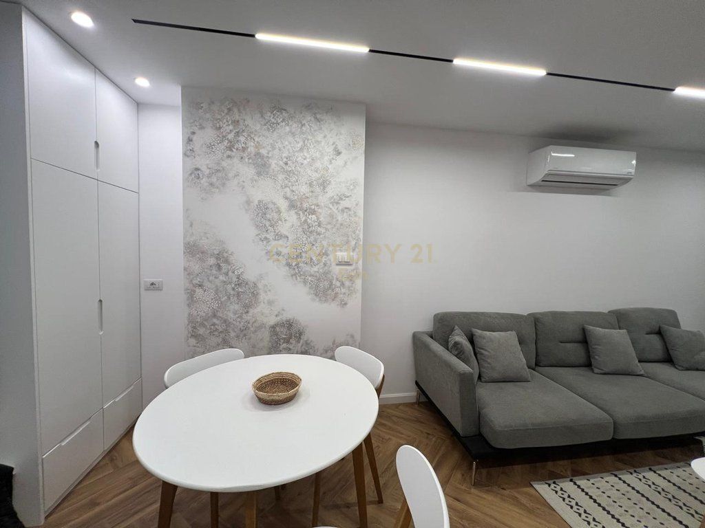 Shitet Apartament 1+1, prane Grand Blue Fafa, Golem