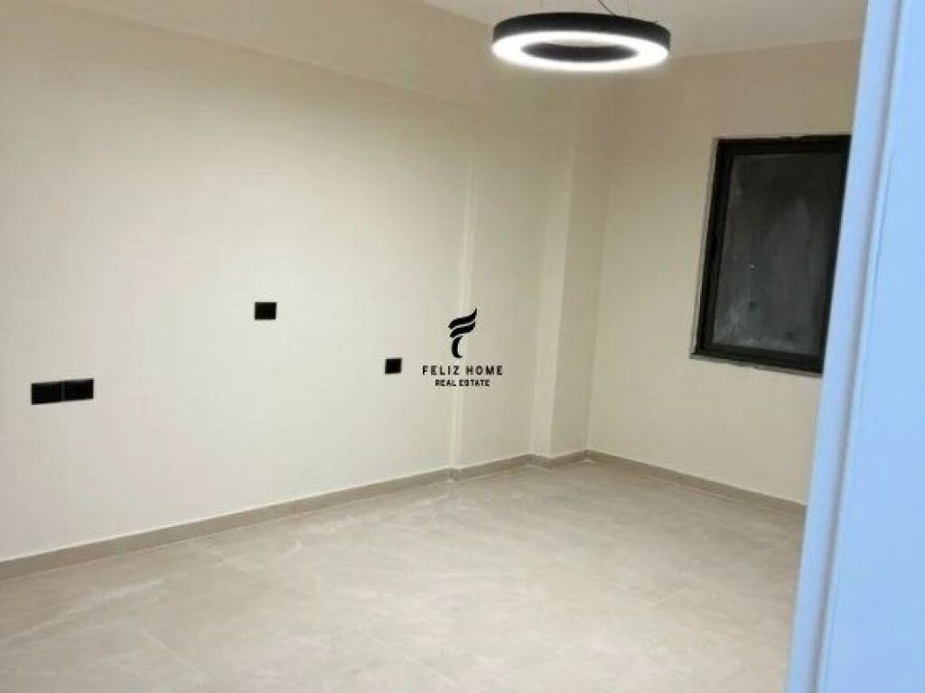 APARTAMENT ME QERA 2+1 KODRA E DIELLIT 750 EURO FH-64844
