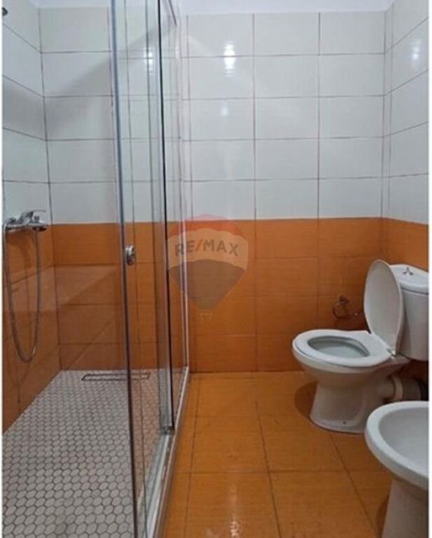 Appartamento - In Affitto - Via Thesari, Tirana