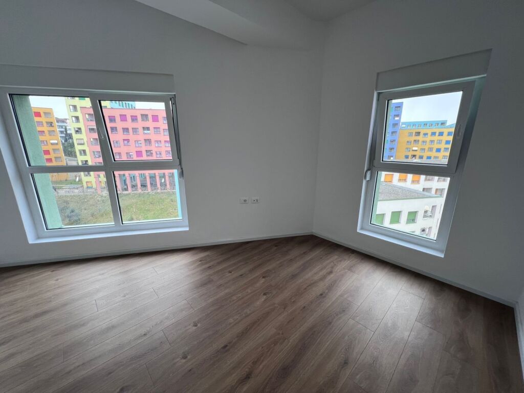 In affitto Appartamento 1+1 Vuoto, Residenza Kadiu edificio 4 ( Ali Dem ) 350 mila lek
