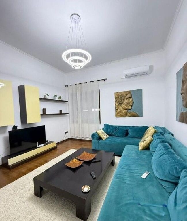 Appartamento 2+1+2 vicino al centro, Via Barrikadave Tirana!