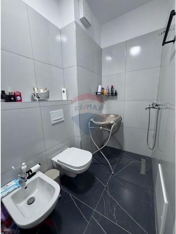 Apartment 1+1 for rent in Paskuqan