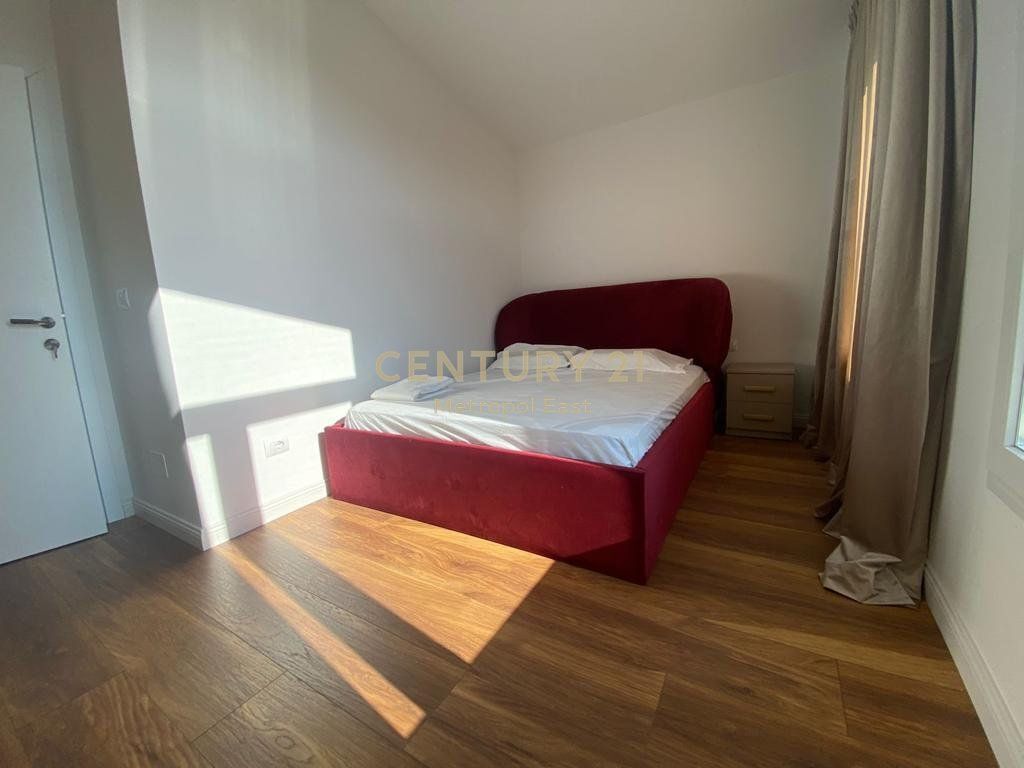 Luxurious villa for rent near Teg