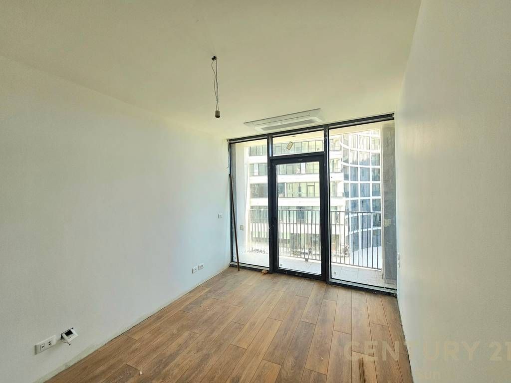 OFFICE FOR RENT IN LAKE VIEW RESIDENCES